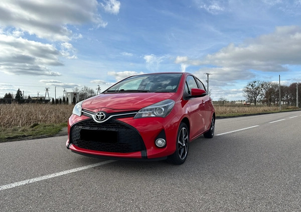 Toyota Yaris cena 42000 przebieg: 118183, rok produkcji 2015 z Żuromin małe 137